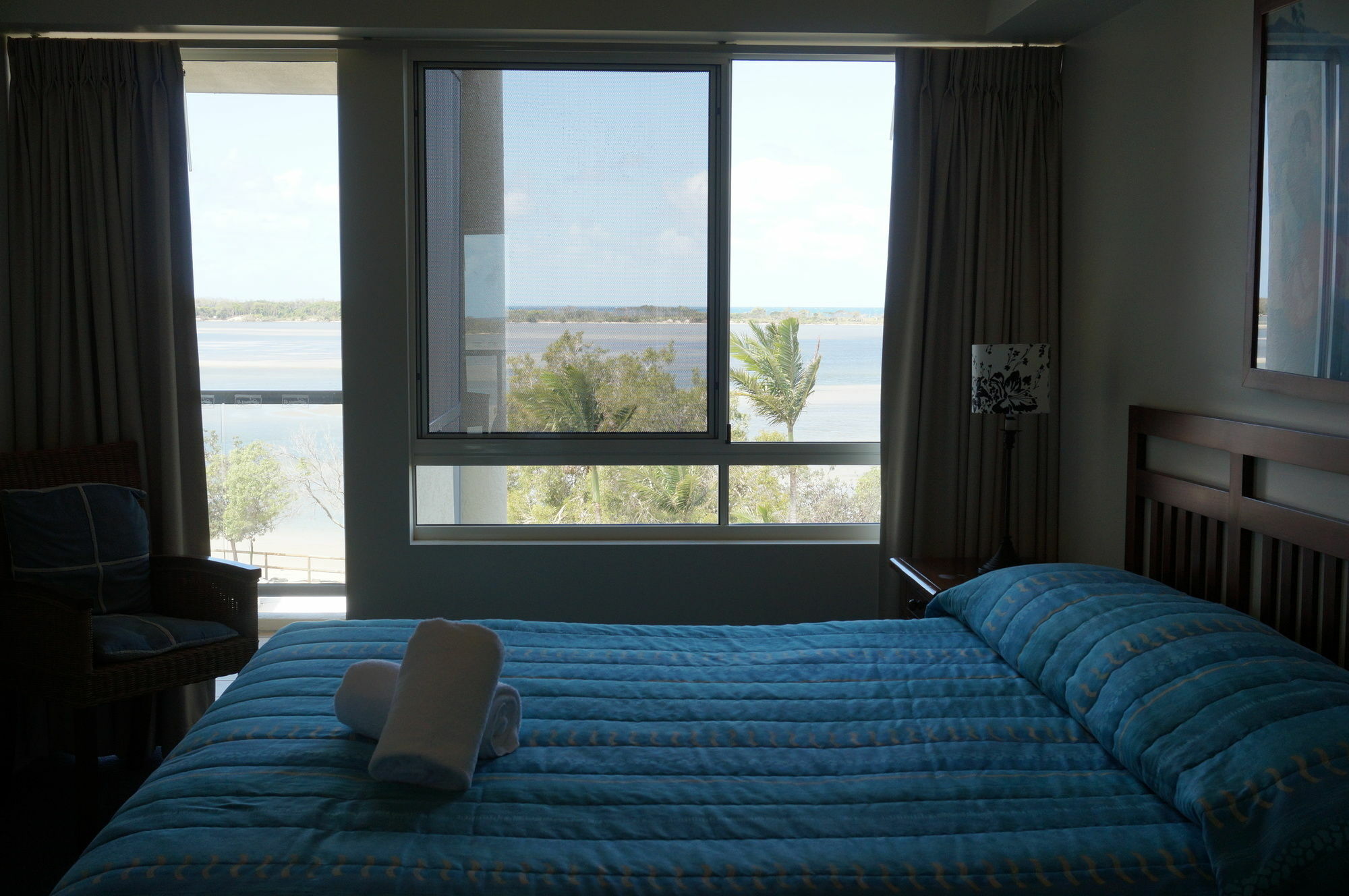 Moorings Beach Resort Caloundra Bagian luar foto